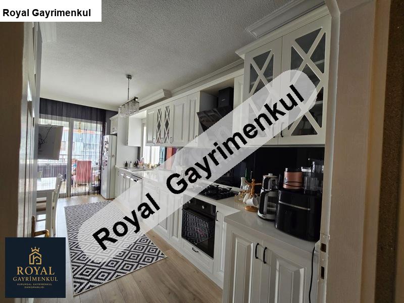 çakirlar göbek'te full yapili si̇te i̇çi̇ satilik 3+1