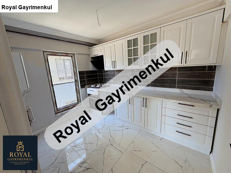 i̇ncek bulvarda satilik luks 2+1